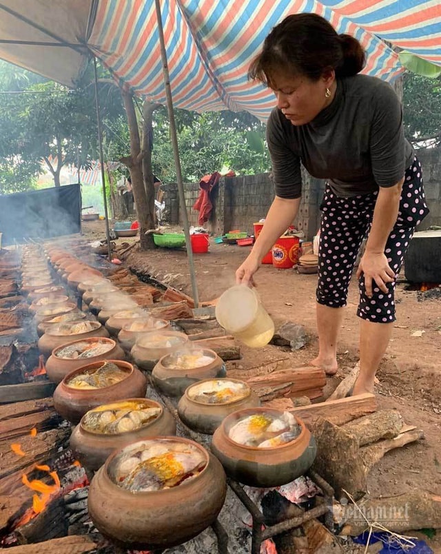 Xuyên đêm hít khói, kho 5.000 nồi cá bán Tết Canh Tý - 8