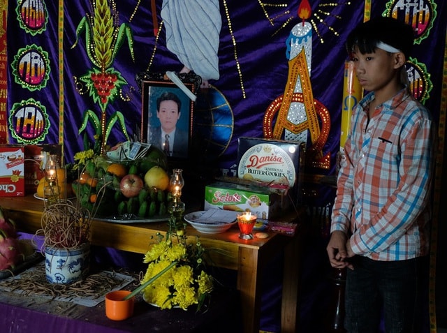 Buốt lòng 3 trẻ mồ côi, bé 12 tuổi: Con cố học hết lớp 9 rồi đi làm thuê... - 6 Buốt lòng 3 trẻ mồ côi, bé 12 tuổi: Con cố học hết lớp 9 rồi đi làm thuê... - 6