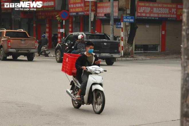 Phố phường thông thoáng, dân vẫn lái xe bát nháo, bất tuân luật giao thông - 12