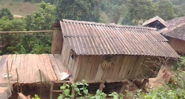 Cháu bé 1 tuổi bị ung thư bàng quang đứng trước nguy cơ dừng sự sống do bố mẹ nghèo túng - Ảnh 2.