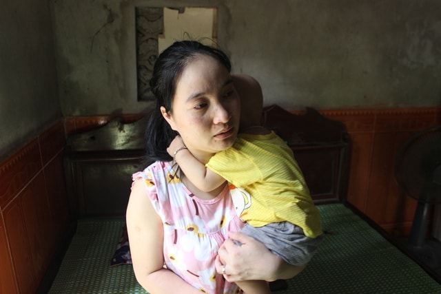 Cầu mong phép mầu đến với bé trai 1 tuổi bị ung thư kép hành hạ - 8