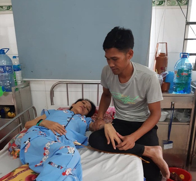 Vừa mất con, sản phụ người Thái lại đánh đu với sự sống khi phát hiện lao phổi nặng - Ảnh 3.