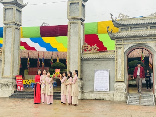 Nghi lễ “rước nước” tại lễ hội làng nghề Bát Tràng - Ảnh 2.