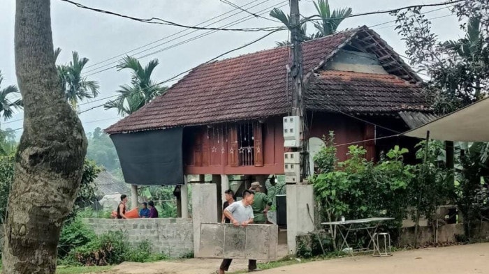 Nghi vợ ngoại tình, chồng đâm chết vợ rồi tự vẫn nhưng bất thành - Ảnh 1.