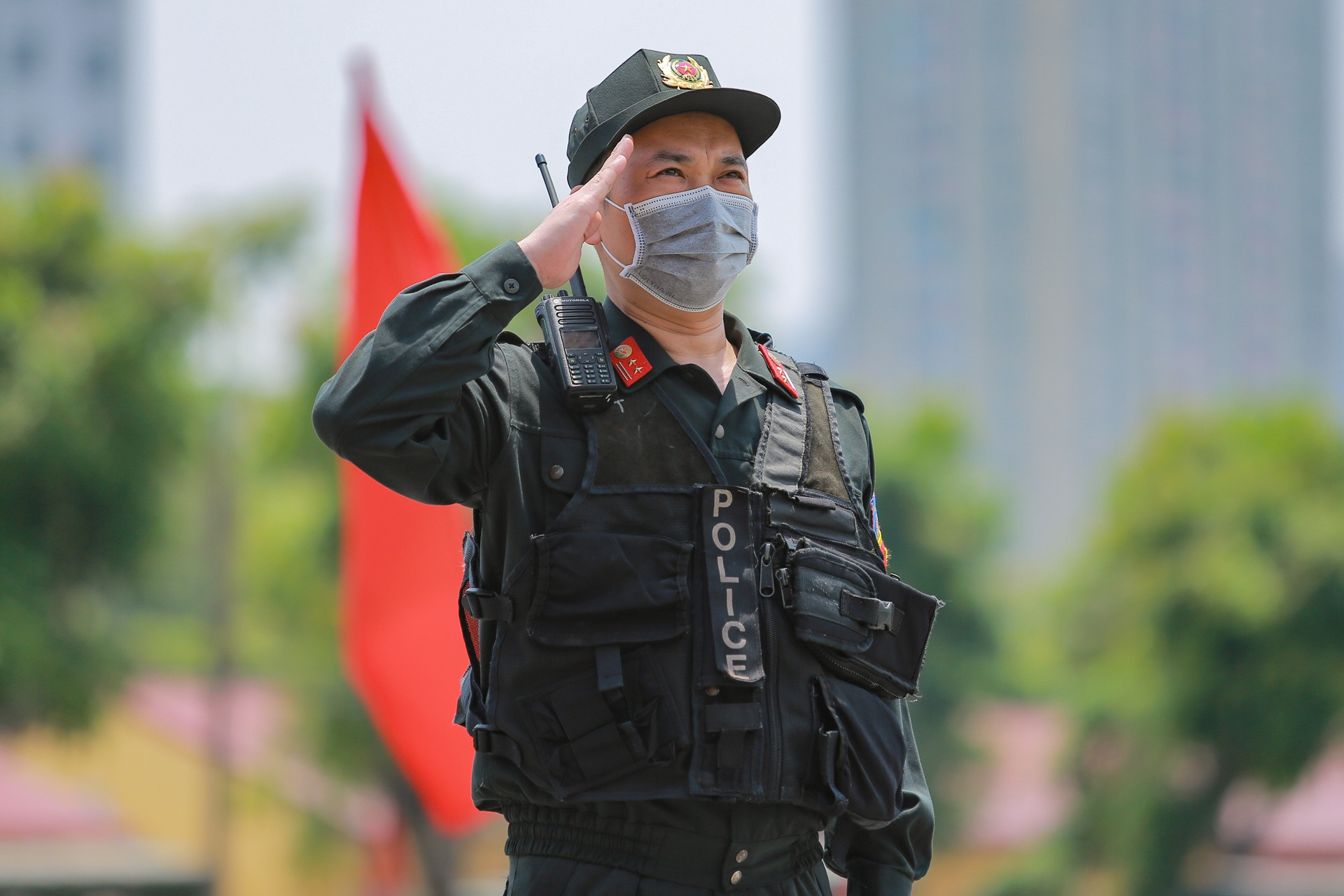 Chi viện hơn 200 cảnh sát lên Bắc Giang chống dịch - Ảnh 6.