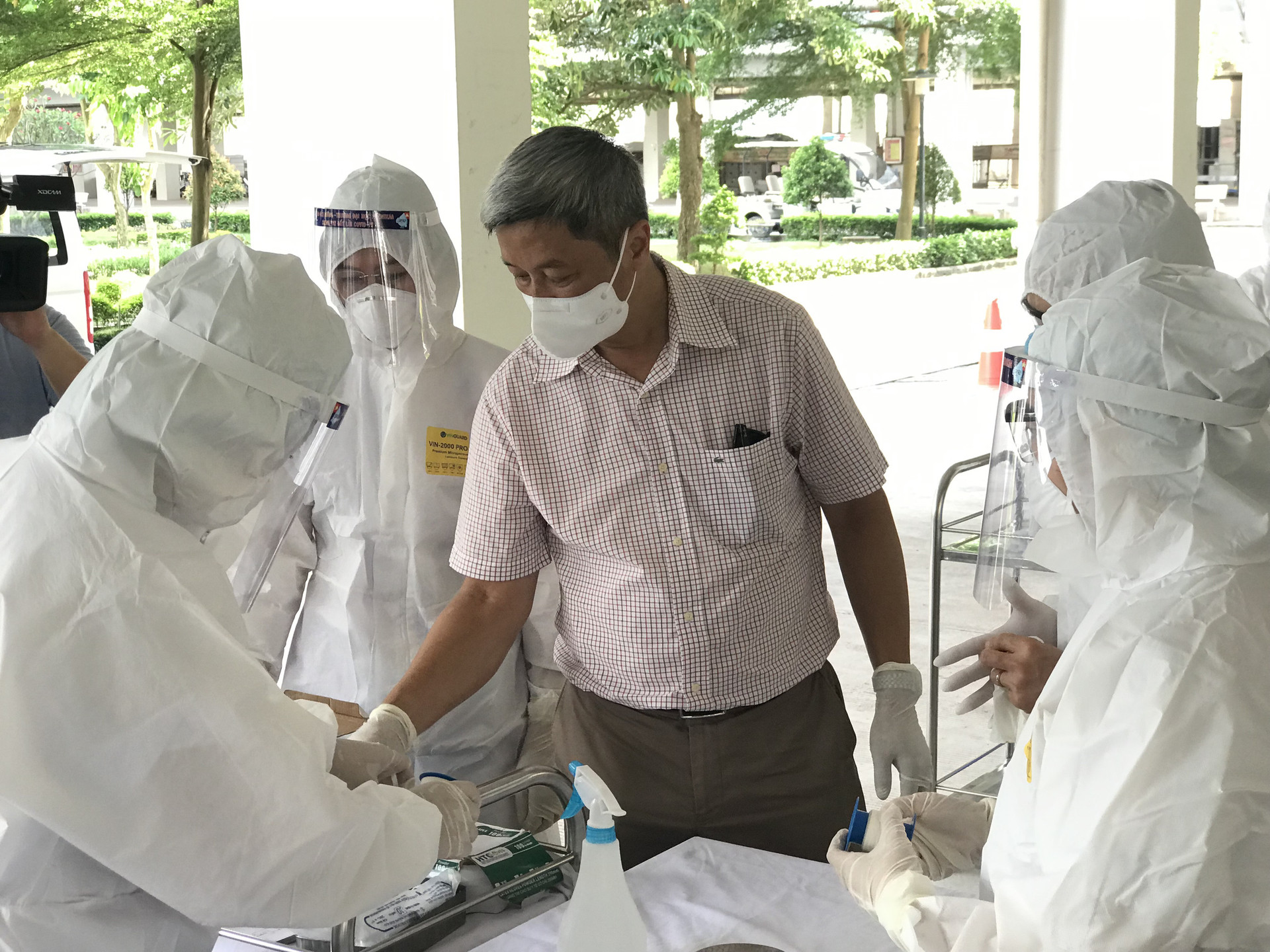 Hình ảnh những công nhân đầu tiên ở Bắc Giang được tiêm vaccine COVID-19 - Ảnh 3.