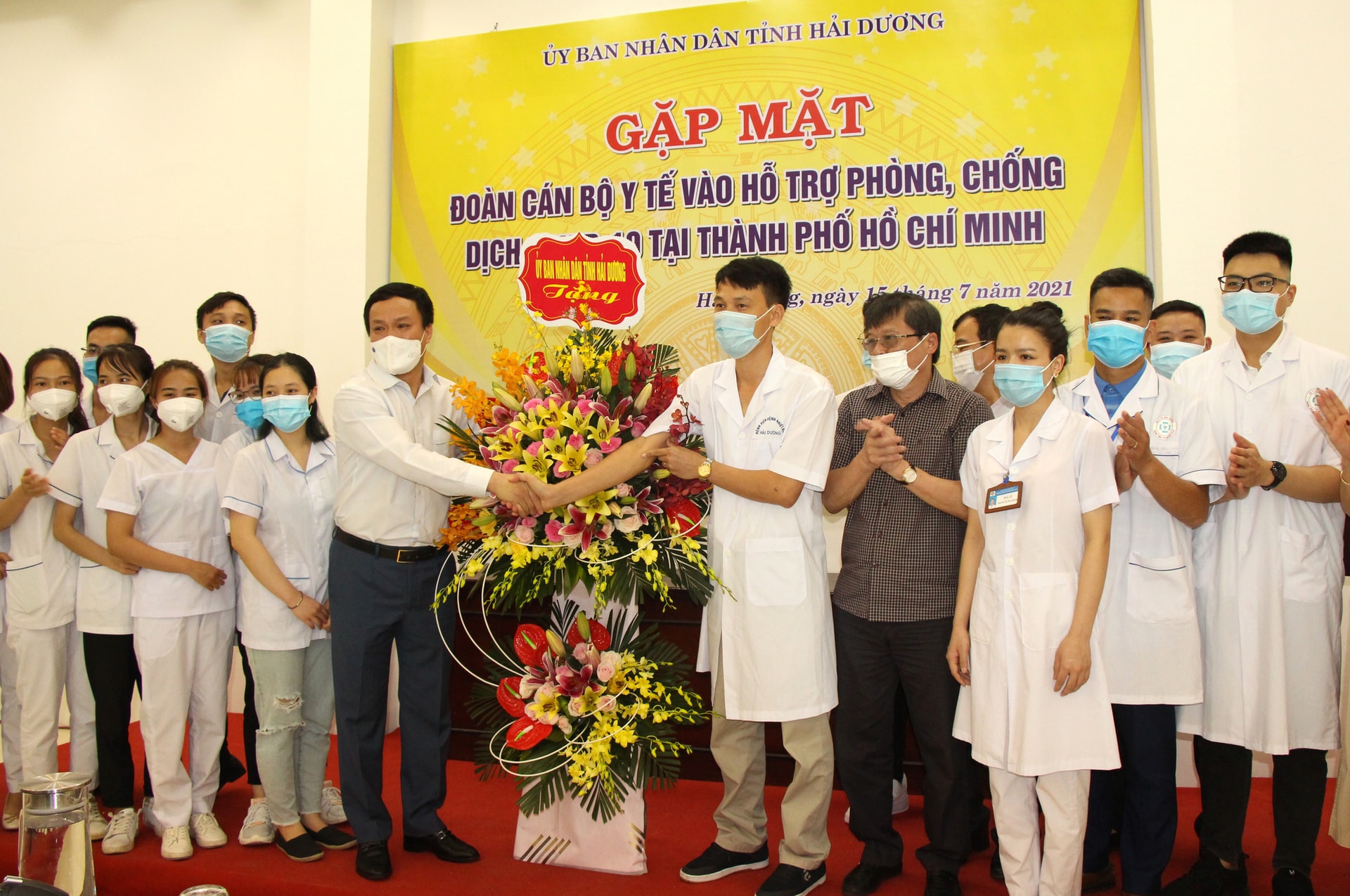 41 y bác sĩ Hải Dương nam tiến giúp TP.HCM chống dịch - Ảnh 7.