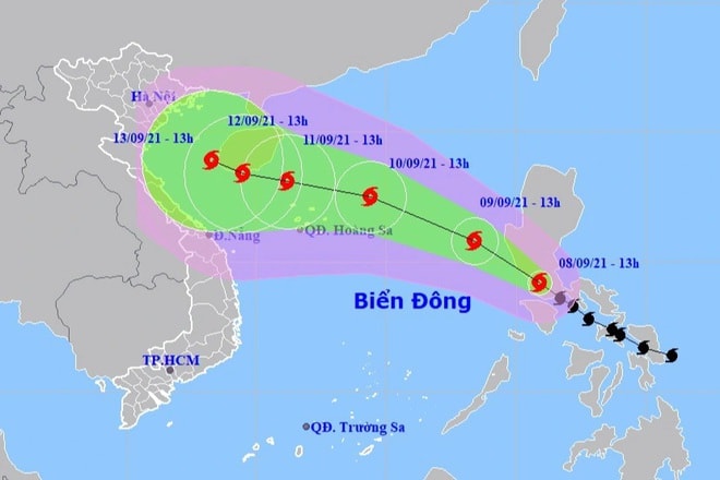Thông tin mới nhất về cơn bão Conson: Giật cấp 12, có thể tăng cấp khi vào biển Đông - Ảnh 1.