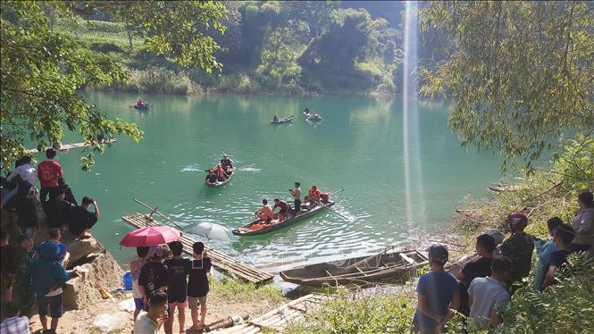 Tìm thấy thi thể nạn nhân cuối cùng trong vụ lật thuyền trên sông Gâm, Hà Giang - Ảnh 1.