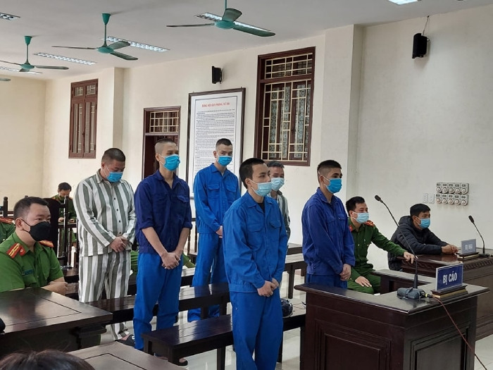 Chém tài xế tổn thương 44% sức khoẻ, con nuôi Đường 'Nhuệ' bị tuyên 8 năm tù - Ảnh 1.