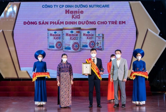 Hanie Kid đạt giải thưởng 