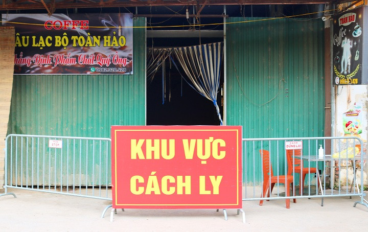 3 quận/huyện Hà Nội phát thông báo khẩn tìm người tới quán cafe có 24 F0 và 5 địa điểm khác - Ảnh 1.