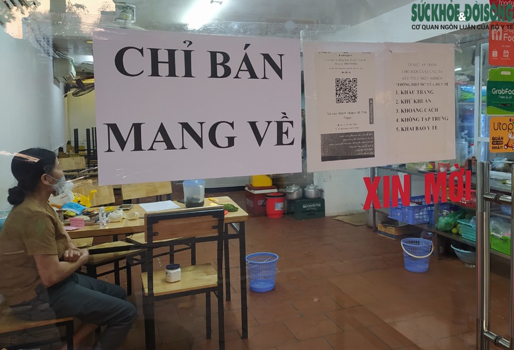 Hà Nội: Nhiều cửa hàng ăn, uống tại quận Đống Đa trở tay không kịp khi áp dụng 'chỉ bán mang về' - Ảnh 4.