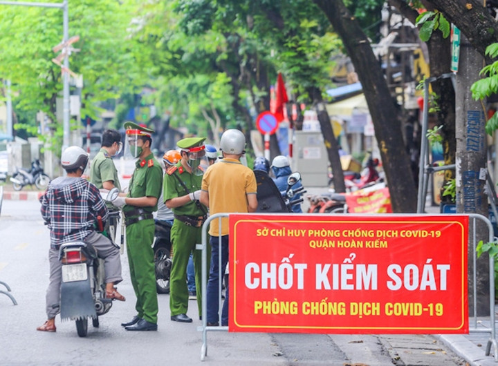 Hà Nội: Quận Hai Bà Trưng chuyển thành 'vùng cam', có nguy cơ cao - Ảnh 1.