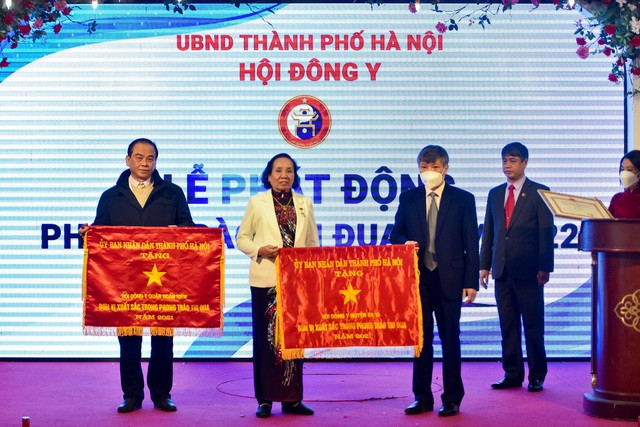 Hội Đông y thành phố Hà Nội: Tăng cường nuôi trồng và sản xuất dược liệu hữu cơ trong năm 2022 - Ảnh 2.