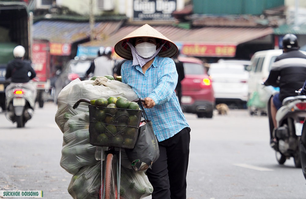 Những người phụ nữ mưu sinh chốn thành thị - Ảnh 16.