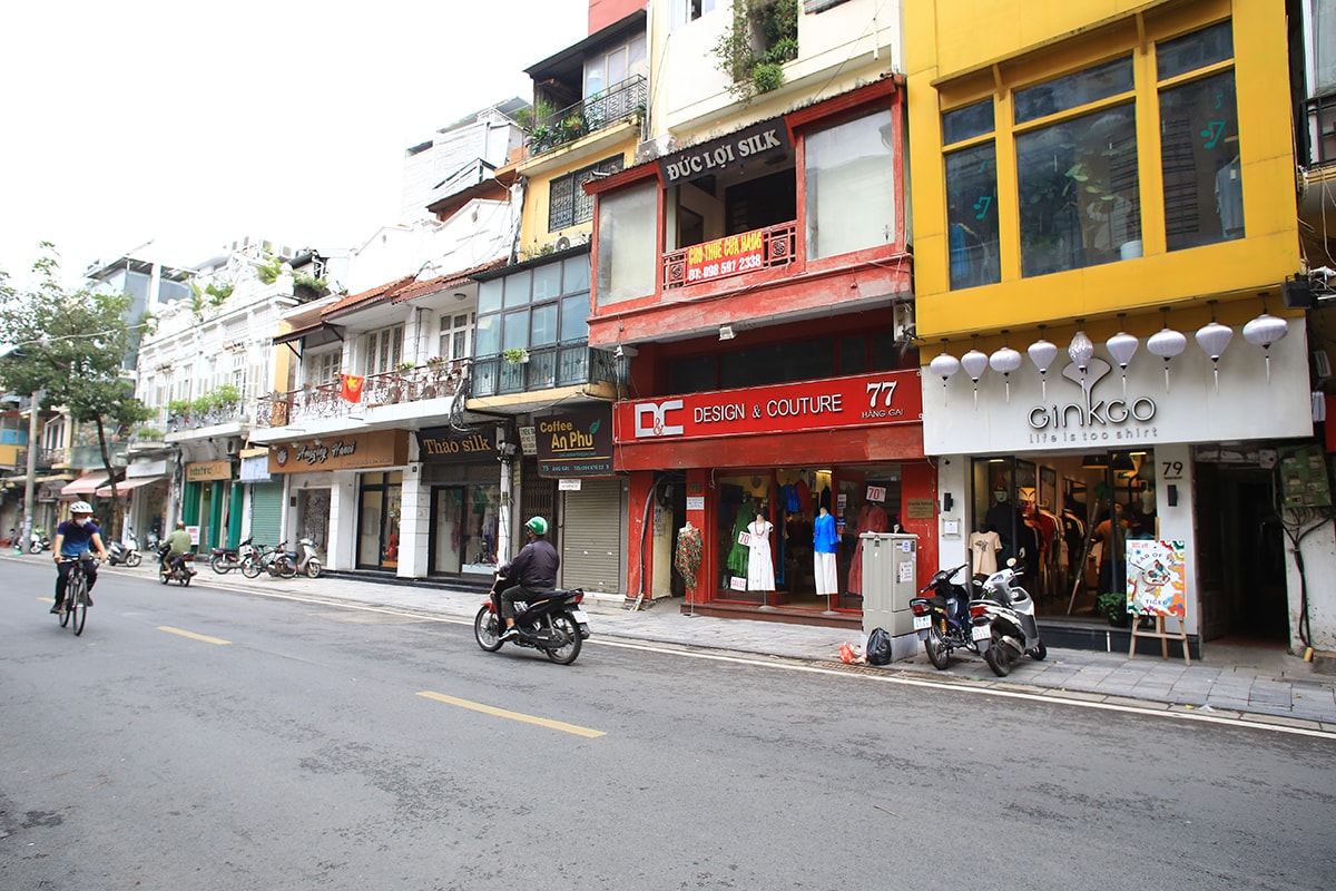 Các shop phục vụ khách 