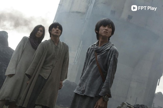 Có gì thú vị ở bản live-action Attack On Titan trên FPT Play? - Ảnh 4.