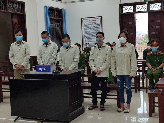 Bắc Giang: Tử hình 5 bị cáo về tội mua bán và vận chuyển trái phép chất ma túy - Ảnh 1.