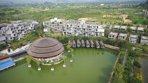 Muốn phát triển kinh tế địa phương theo hướng đa dạng, bền vững, phải gắn bảo tồn văn hóa đồng bào vào du lịch? - Ảnh 3. Muốn phát triển kinh tế địa phương theo hướng đa dạng, bền vững, phải gắn bảo tồn văn hóa đồng bào vào du lịch? - Ảnh 3.