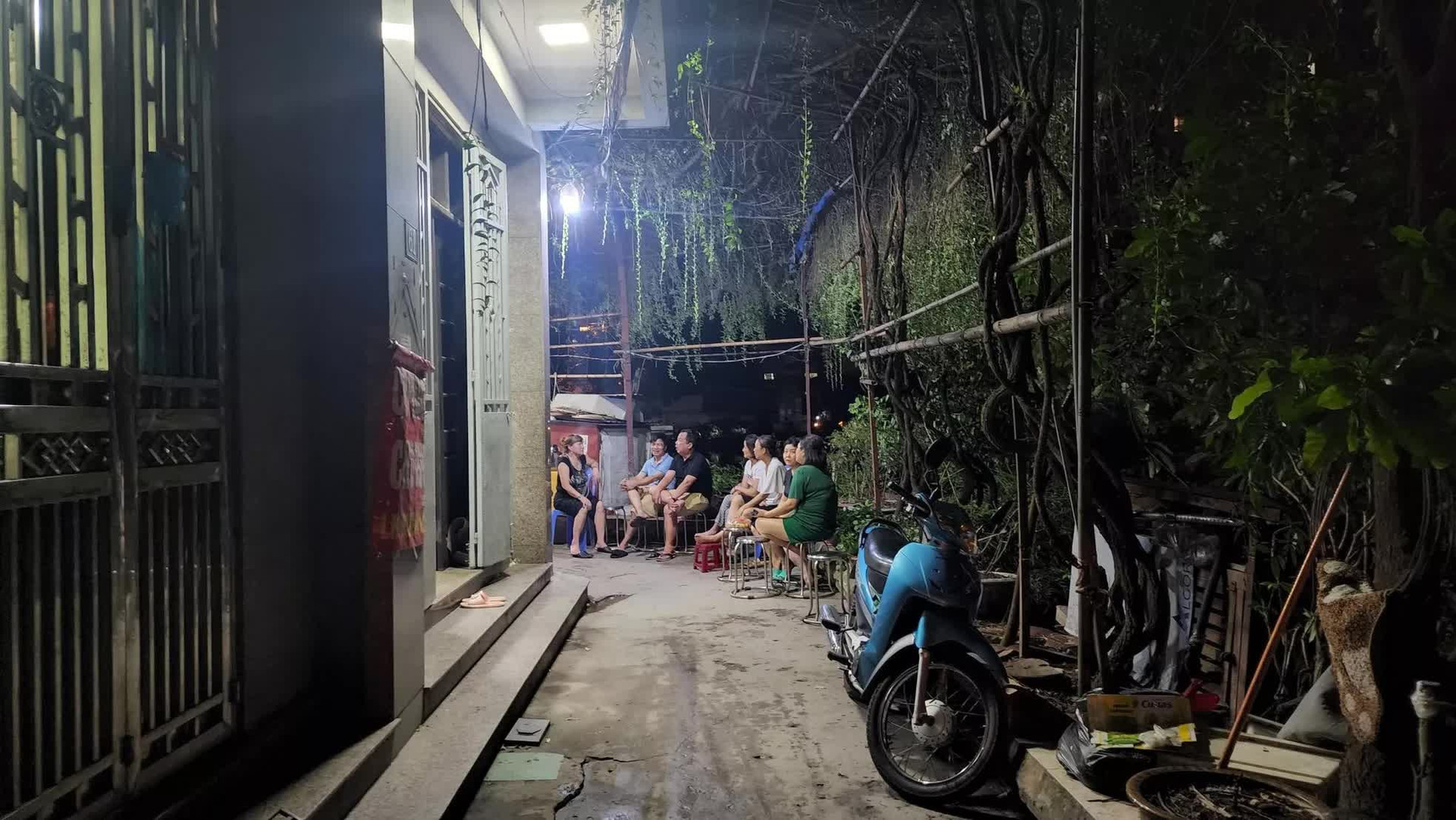Nghẹn ngào trước gia cảnh éo le của đội trưởng cứu nạn hy sinh vụ cháy quán karaoke ở Hà Nội - Ảnh 4.