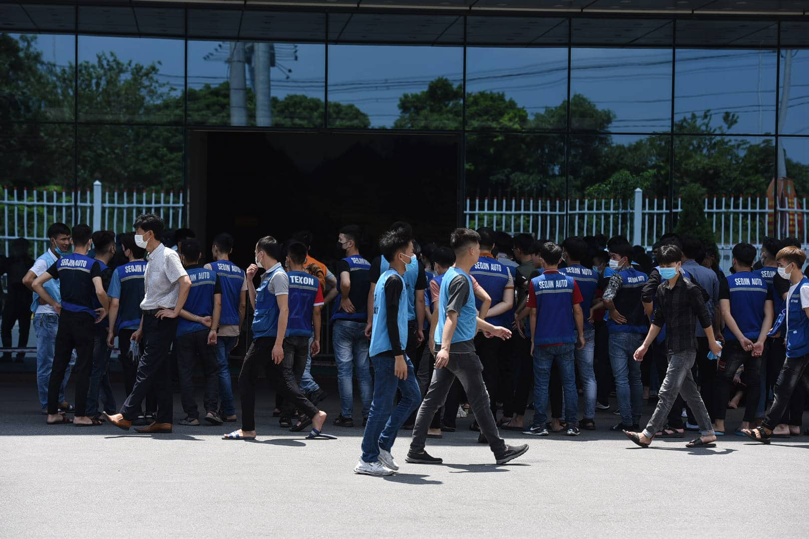 Bắc Ninh: Nổ lớn tại khu công nghiệp Đại Đồng, hàng trăm công nhân hoảng loạn, 34 công nhân bị thương - Ảnh 3.