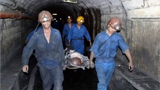 Va phải mìn khi đang làm việc, 2 nam công nhân mỏ than tử vong - Ảnh 1.