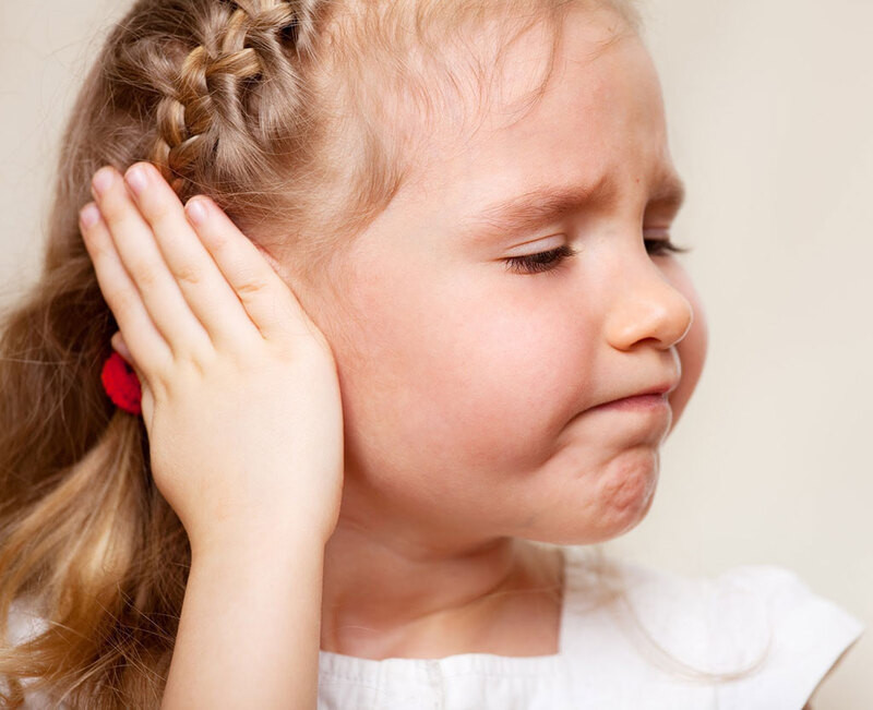 Yếu tố nguy cơ và biến chứng viêm tai giữa cấp ở trẻ - Ảnh 2.