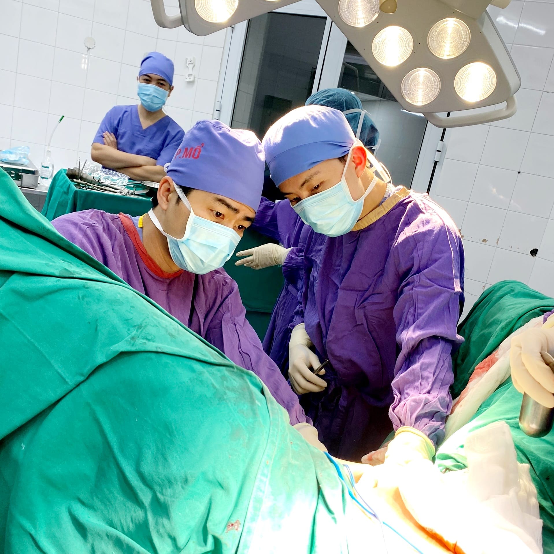 Chuyên gia khuyến cáo: Phụ nữ mang thai dễ bị tiền sản giật khi trời lạnh giá - Ảnh 2.