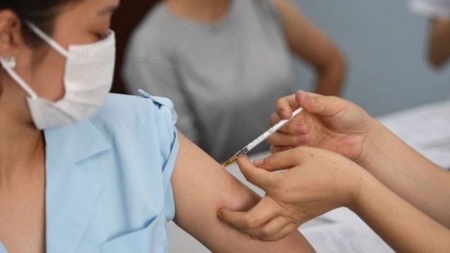 Sáng 7/2: Tin mới nhất về tiêm vaccine COVID-19; Vì sao đề xuất tích hợp đăng ký hiến mô tạng trên bằng lái xe hoặc CCCD? - Ảnh 1.