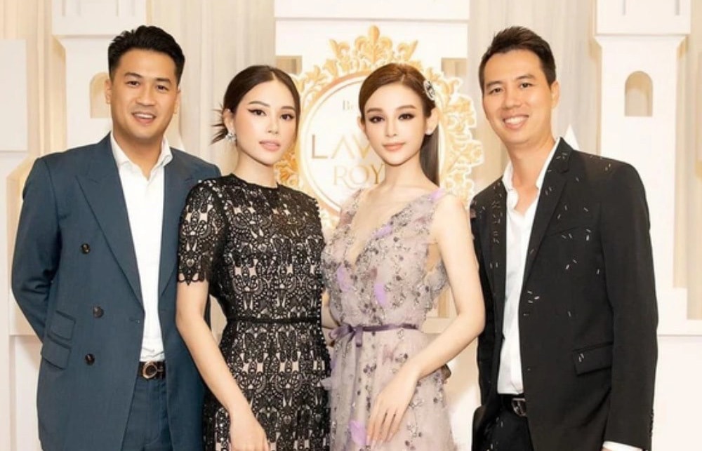 Bố mẹ đỡ đầu cho con của Linh Rin - Phillip Nguyễn giàu cỡ nào? - Ảnh 2.