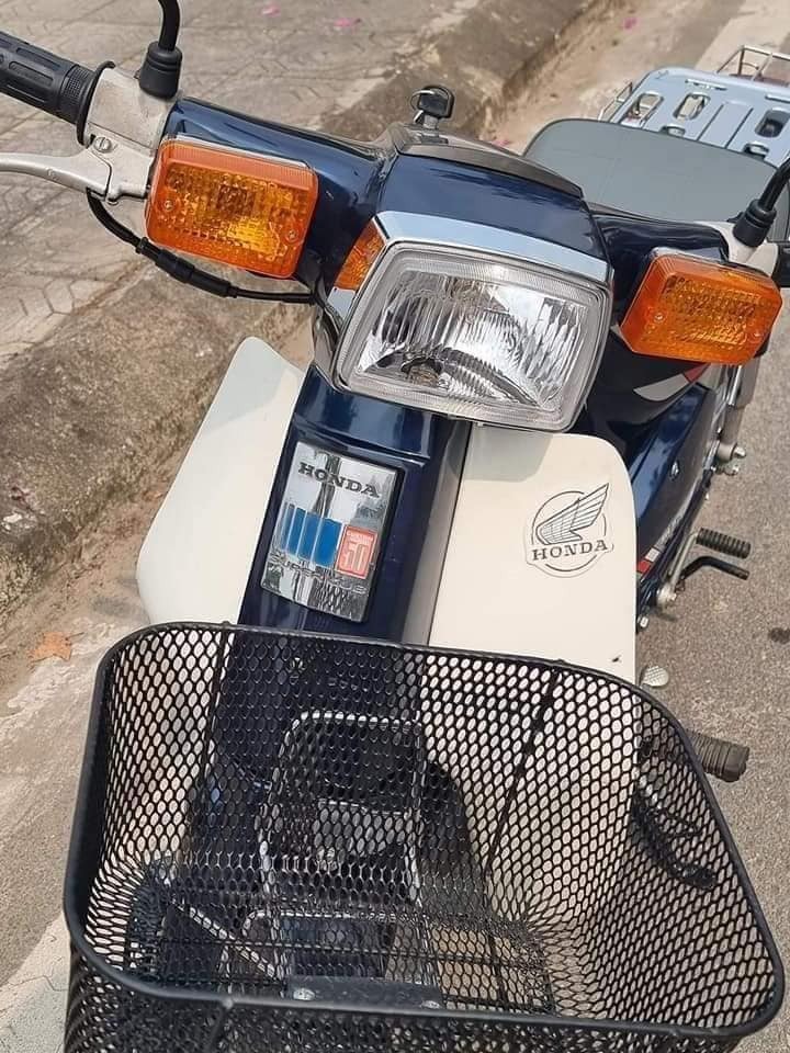 Honda Cub 82 dùng 34 năm vẫn có giá đắt 62 triệu nhờ biển số 'tứ quý' - Ảnh 3. Honda Cub 82 dùng 34 năm vẫn có giá đắt 62 triệu nhờ biển số 'tứ quý' - Ảnh 3.