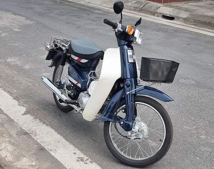 Honda Cub 82 dùng 34 năm vẫn có giá đắt 62 triệu nhờ biển số 'tứ quý' - Ảnh 2. Honda Cub 82 dùng 34 năm vẫn có giá đắt 62 triệu nhờ biển số 'tứ quý' - Ảnh 2.