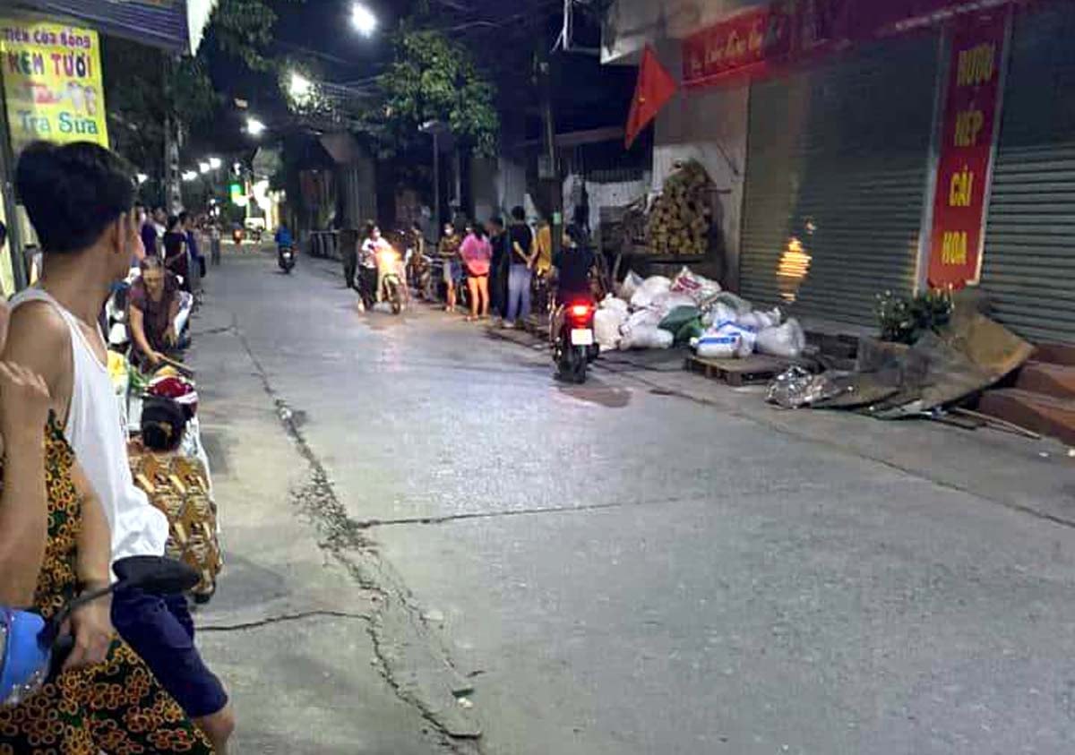 Điều tra vụ anh chồng đâm em dâu ở Hưng Yên - Ảnh 1.