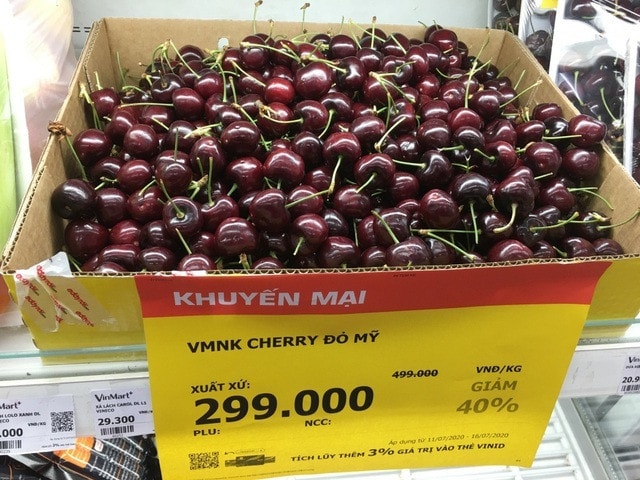 Cherry nhập khẩu bán đầy chợ Việt, hàng Mỹ giá rẻ chưa từng có - Ảnh 4.