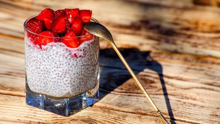 heathy-high-protein-snacks-04-chia-seed-pudding-alt-1440x810.jpg