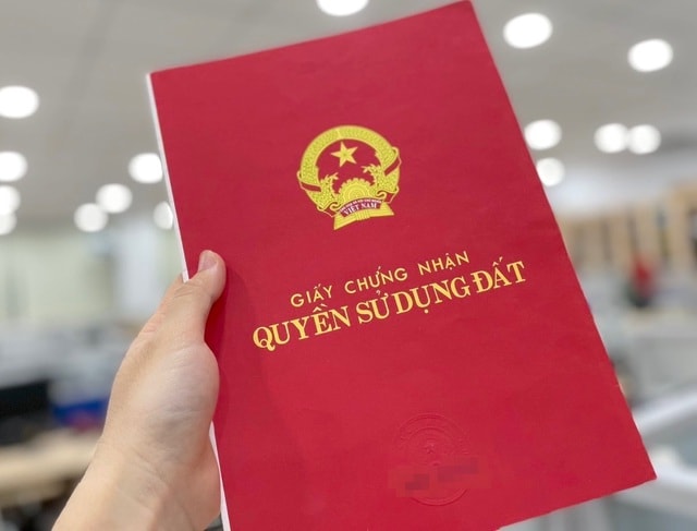 Cấp sổ đỏ đối với tài sản là nhà ở, người dân cần có giấy tờ gì? Ảnh minh hoạ