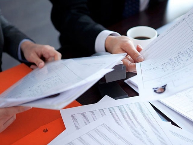 Bộ Nội vụ đề xuất quy định tổ chức xét thăng hạng chức danh nghề nghiệp viên chức. (Ảnh: TL)