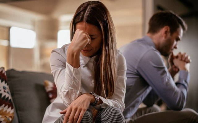 Ngã quỵ khi phát hiện chồng ngoại tình với người đàn ông đã có gia đình- Ảnh 1.