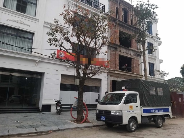 Làm rõ nghi vấn đưa người cao tuổi từ huyện miền núi xuống thành phố để chào, bán hàng giá cao- Ảnh 2. Làm rõ nghi vấn đưa người cao tuổi từ huyện miền núi xuống thành phố để chào, bán hàng giá cao- Ảnh 2.