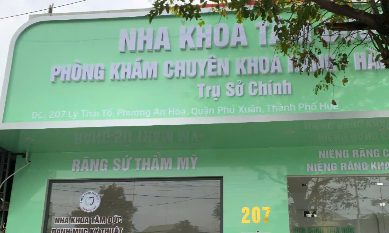 Đình chỉ cơ sở Nha khoa Tâm Đức ở TP Huế hoạt động không phép- Ảnh 1.