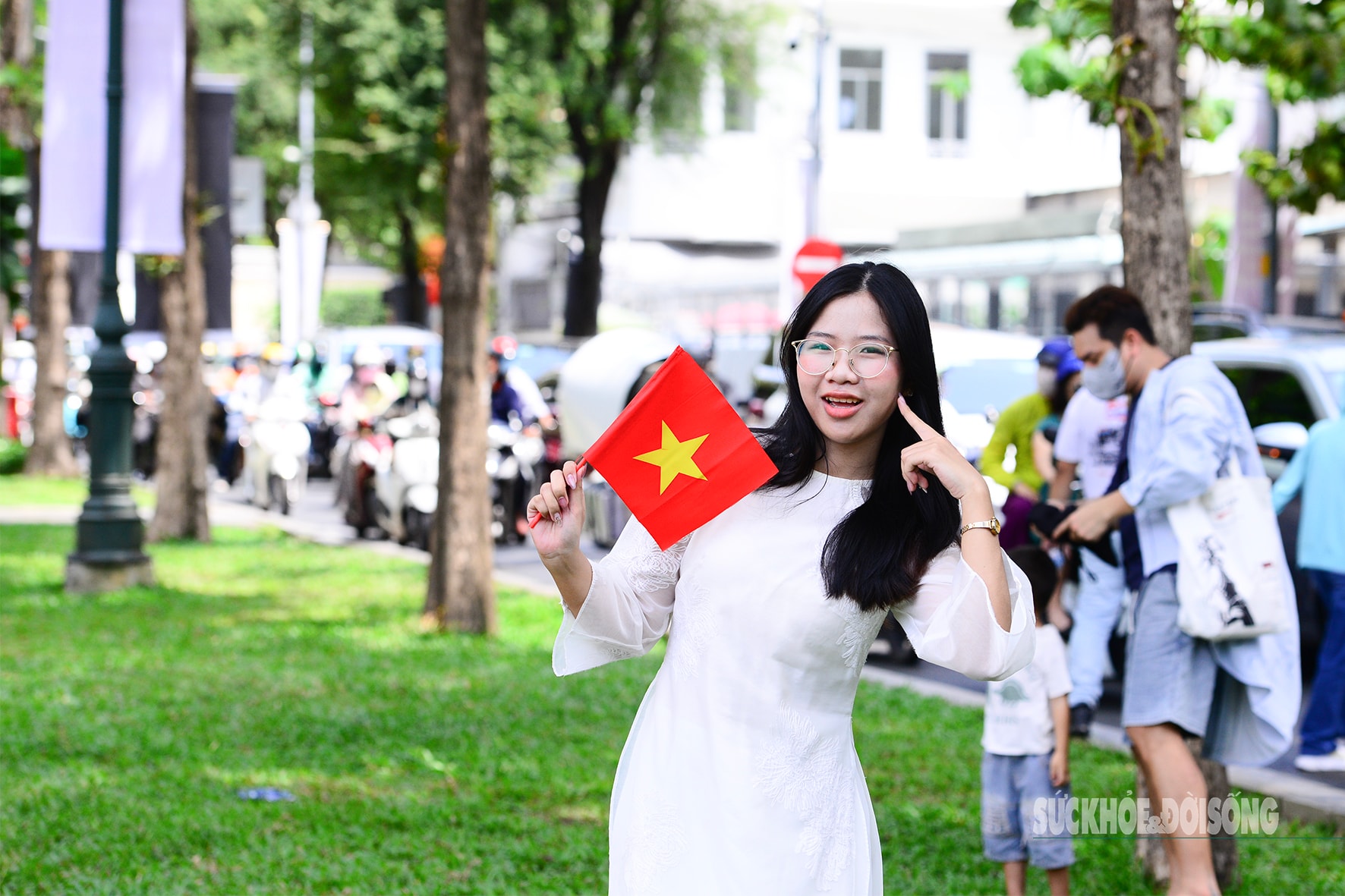 TPHCM rực rỡ sắc màu chào mừng ngày hội thống nhất- Ảnh 4.