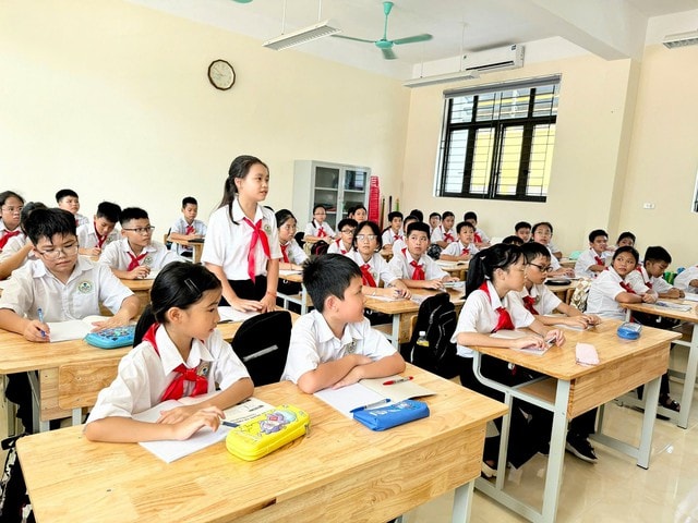 Bữa trưa miễn phí: Món quà ý nghĩa, nhân lên niềm vui an sinh giáo dục- Ảnh 1.