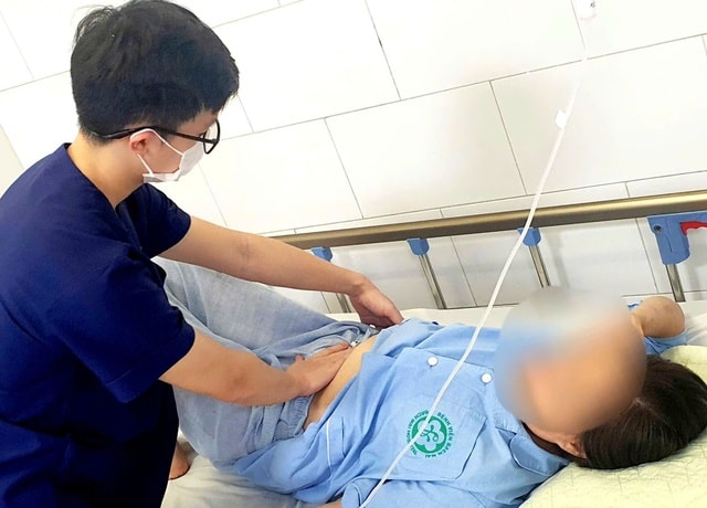  Ca ngộ độc hiếm gặp - suy thận cấp từ cây me đất hoa đỏ- Ảnh 1.