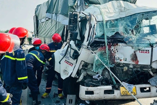 Tai nạn trên cao tốc khiến 2 người tử vong- Ảnh 1.
