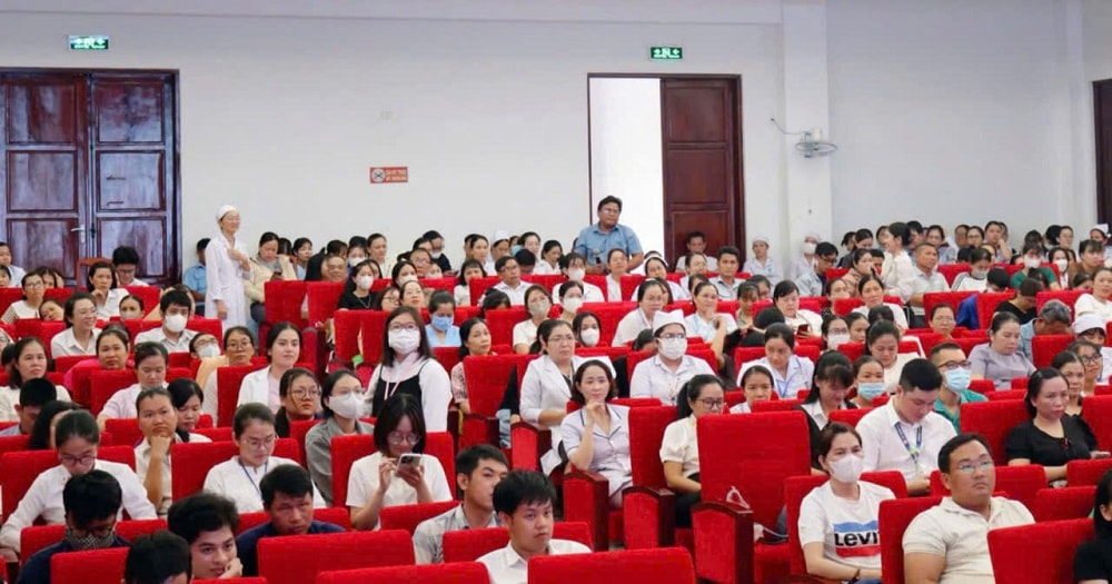 tap huan ky nang benh vien da khoa Ninh Thuan I