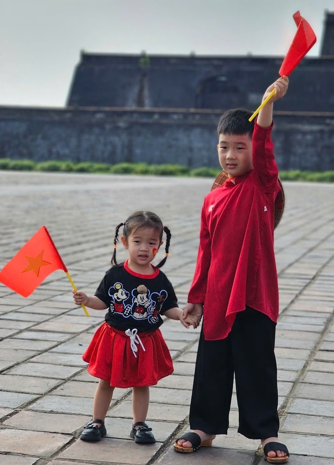 Du khách nườm nượp tham quan di tích Huế dịp nghỉ lễ- Ảnh 9.