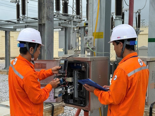 EVN tăng giá điện thêm 4,8% từ ngày mai (10/5)- Ảnh 1. EVN tăng giá điện thêm 4,8% từ ngày mai (10/5)- Ảnh 1.