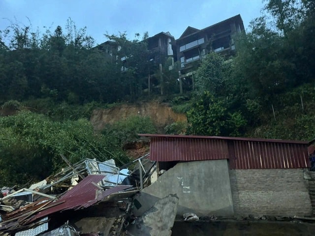 Mưa lớn gây sạt lở tại Sa Pa khiến một phụ nữ tử vong- Ảnh 2.