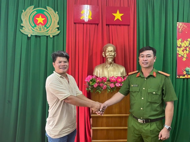 Bất ngờ nhận lại hơn 100 triệu đồng sau 1 tháng chuyển nhầm- Ảnh 1.
